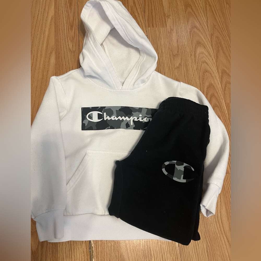 Champion jogger set